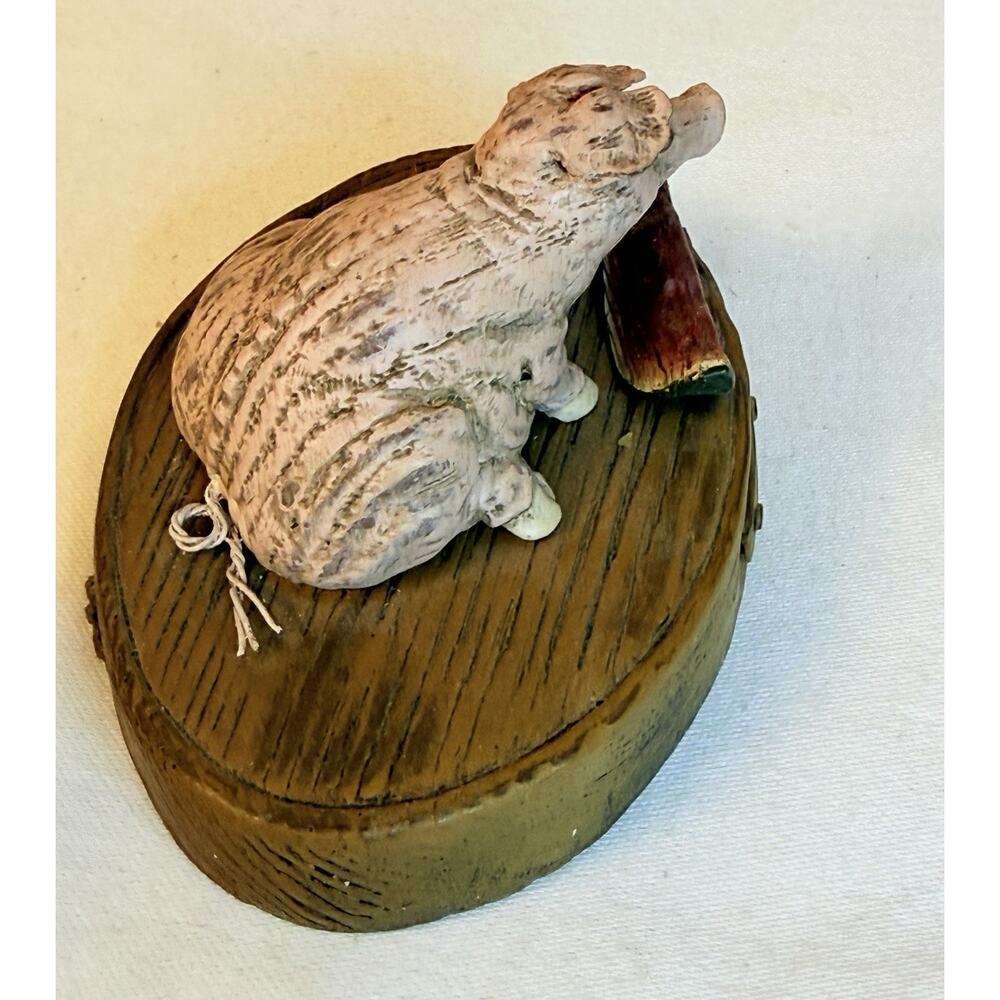 American Chestnut Folk Art 02’ Pig Shaker Candle Box - Picture 9 of 12